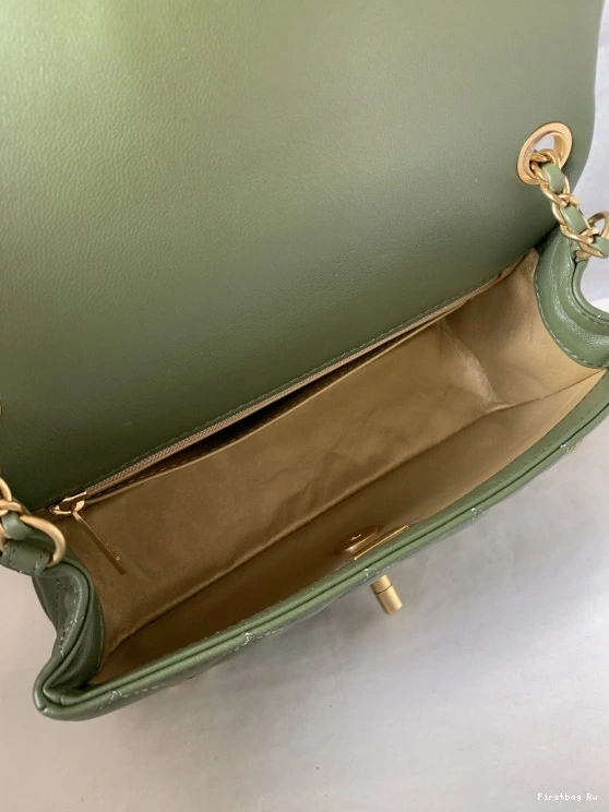 First Bag Ru CHANEL BAG FLAP 0816